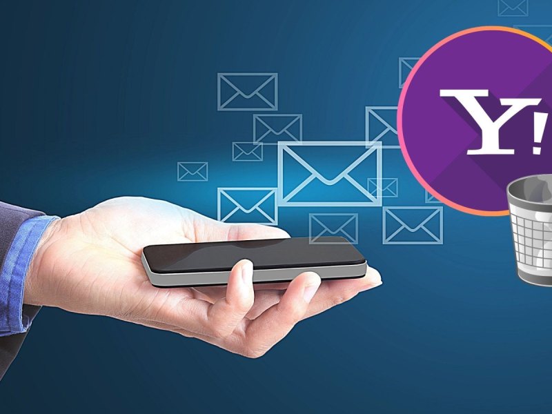 E-Mails von einem Smartphone und das Yahoo-Logo