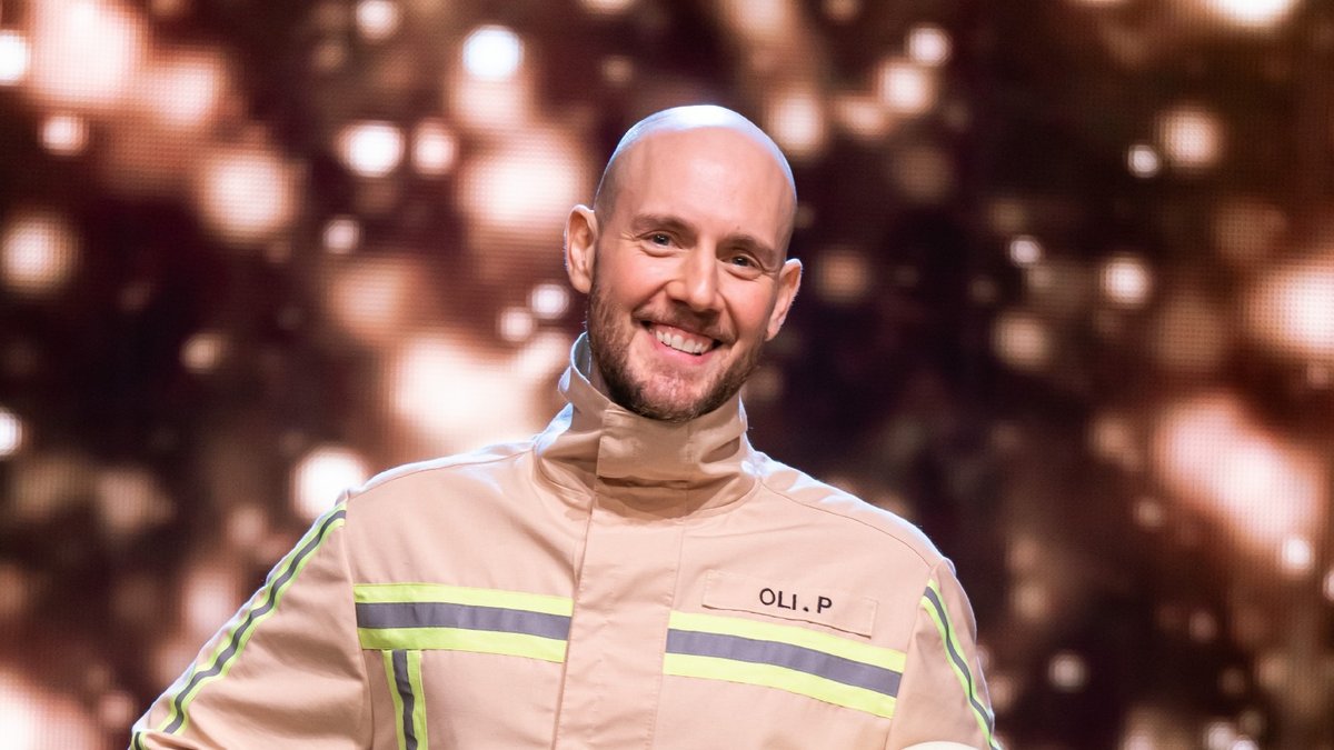 Für "Showtime of my Life - Stars gegen Krebs" lässt Oliver Petszokat die Hüllen fallen.. © RTL / Markus Nass