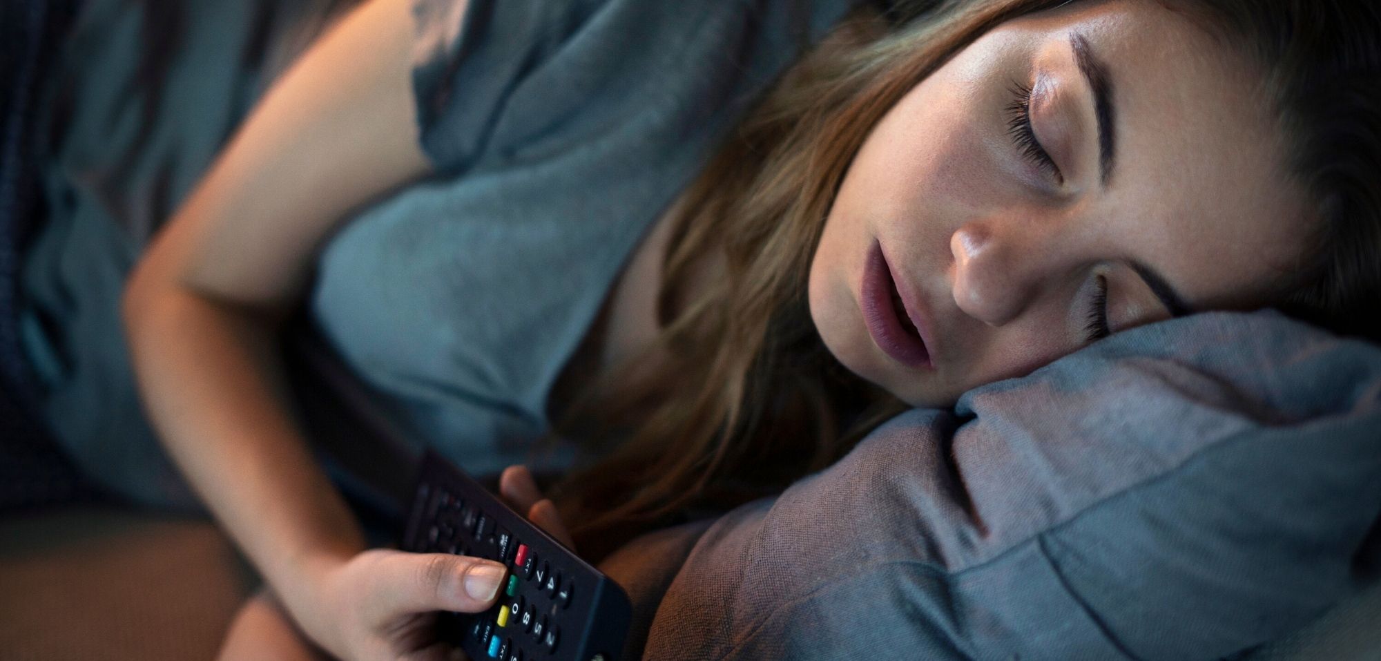 TV in the bedroom: Why you should avoid it