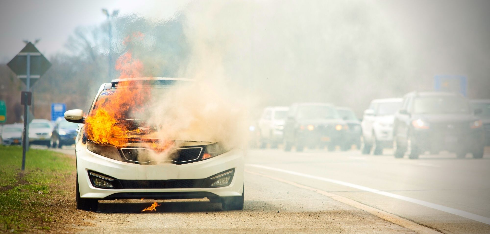 Brennende Elektroautos Löschen: USA Wählt Eigenwillige Methode - Futurezone