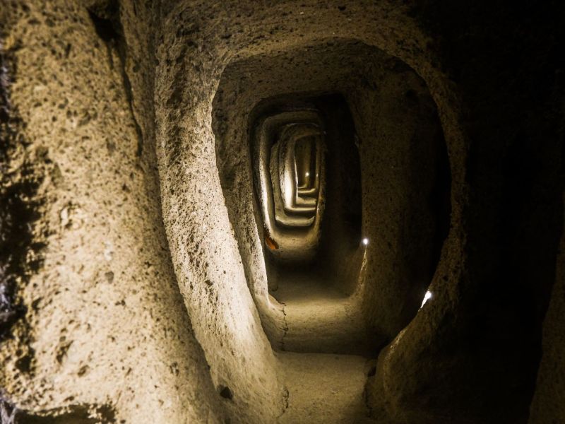 Tunnel im unterirdischen Derinkuyu