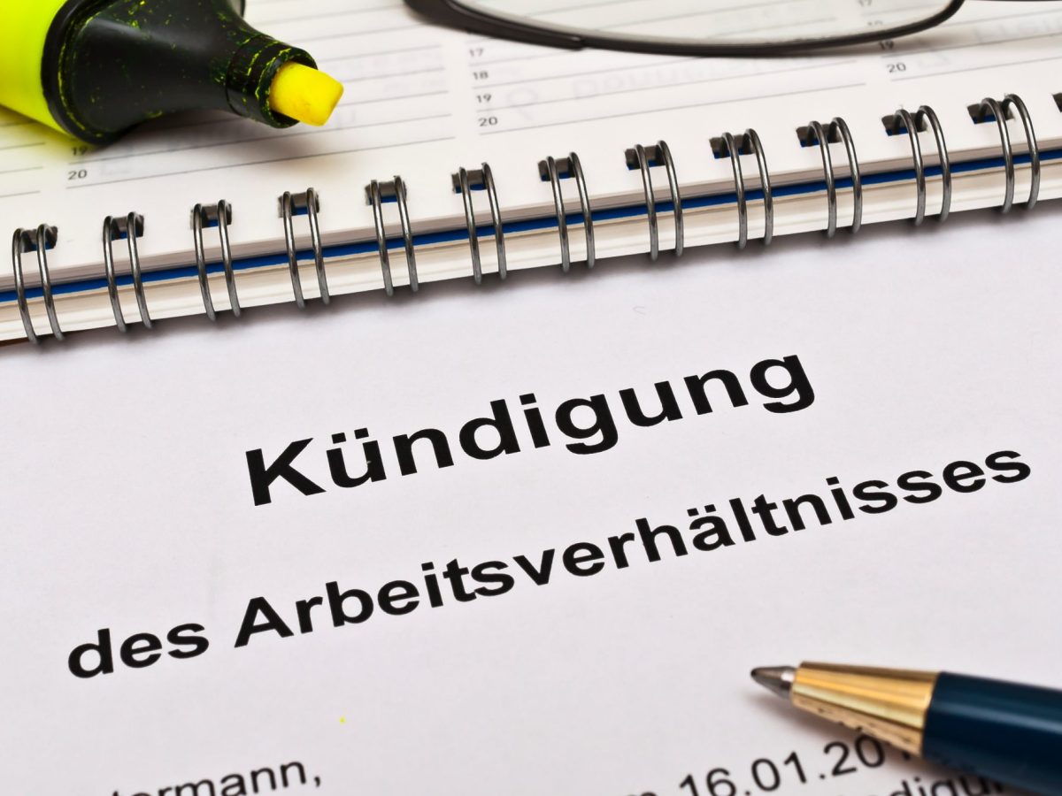 Eine Kündigung des Arbeitsverhältnisses.