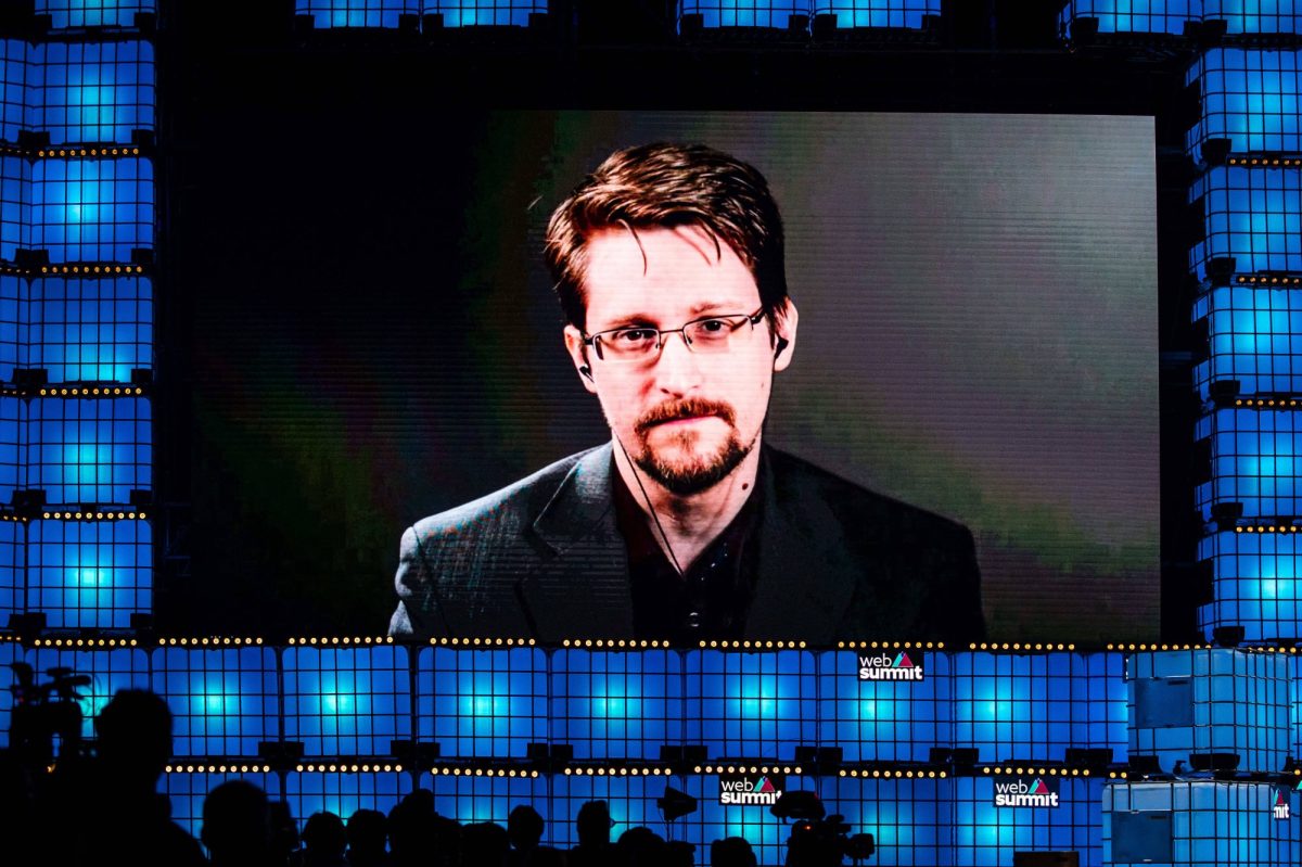 Edward Snowden auf großem Bildschirm beim Web Summit