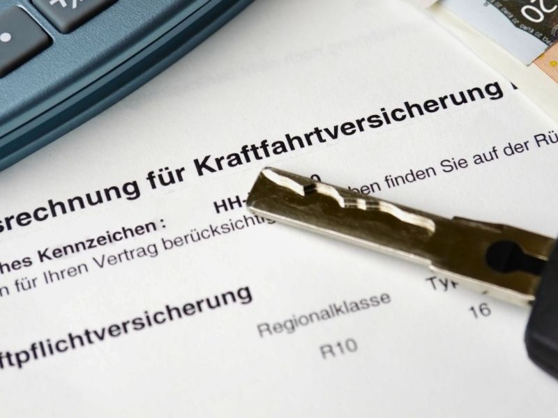 Kfz-Versicherungs-Vertrag