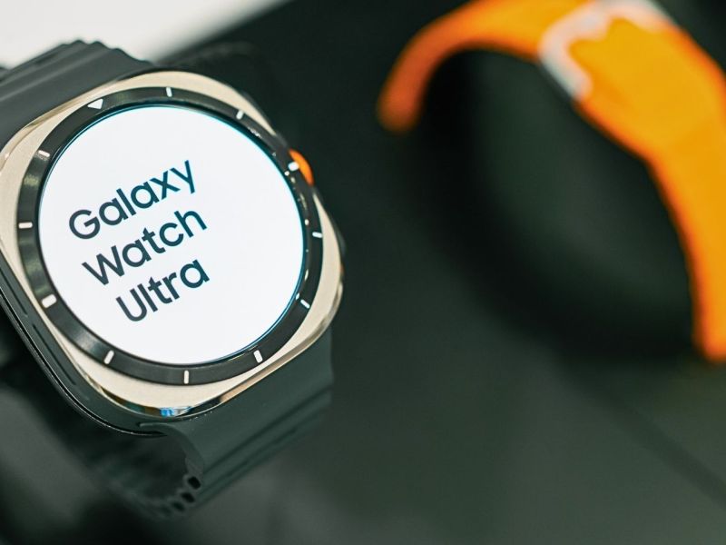 Samsung Galaxy Watch Ultra in Nahansicht