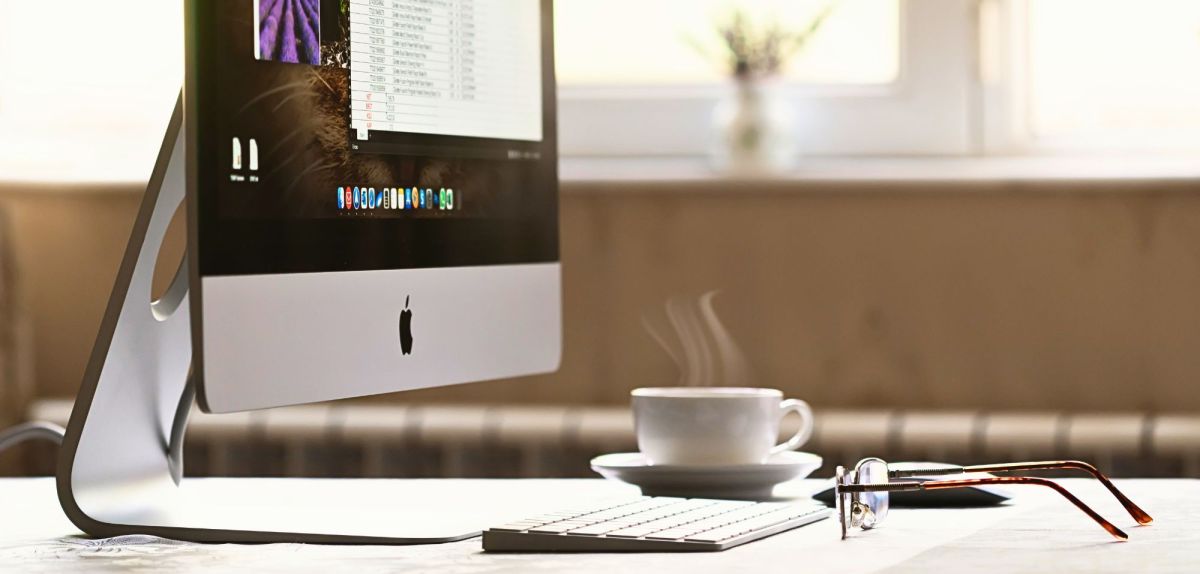 iMac mit macOS-Betriebssystem