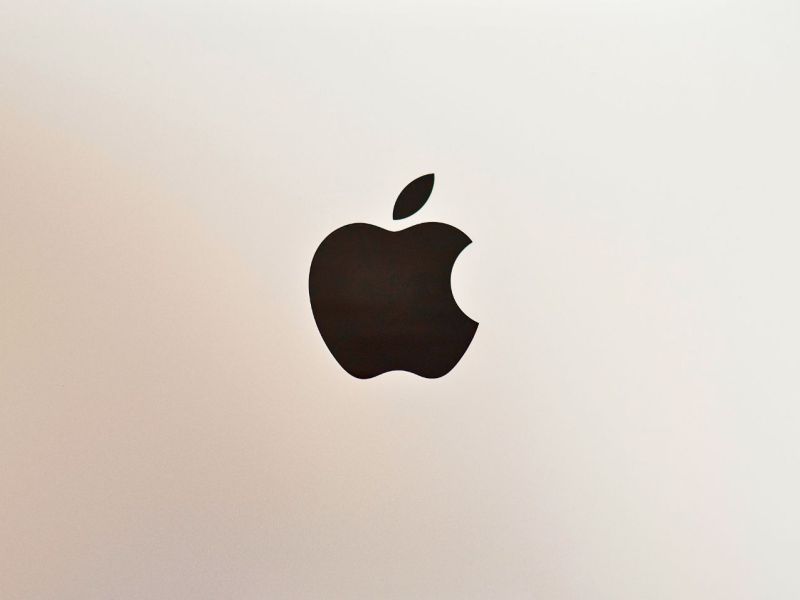 iMac-Rückseite mit Apple-Logo