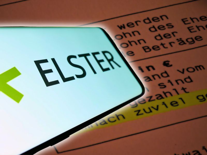 ELSTER-Logo auf einem Smartphone