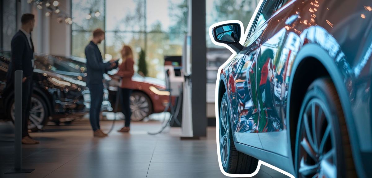 Elektroauto in einem Autohaus